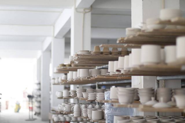 陶瓷胚體烘干,選用高溫烘干除濕機