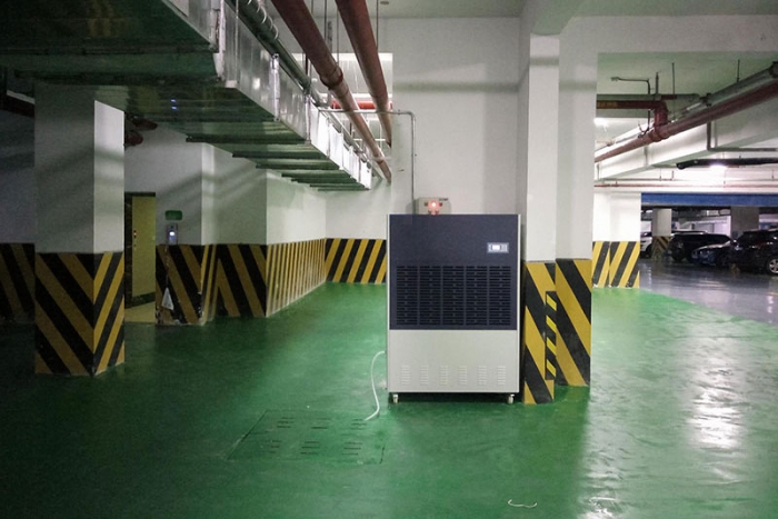 衣柜經常潮濕發霉，怎么辦！